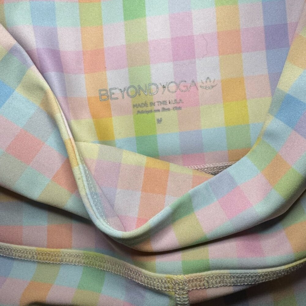 Beyond Yoga Pastel Gingham High Waisted Biker Shorts - Picture 6 of 7